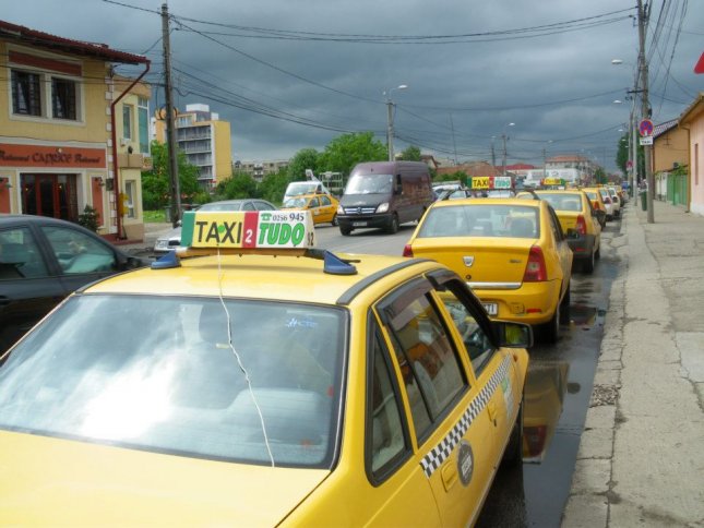 Statie taxi - Borzesti