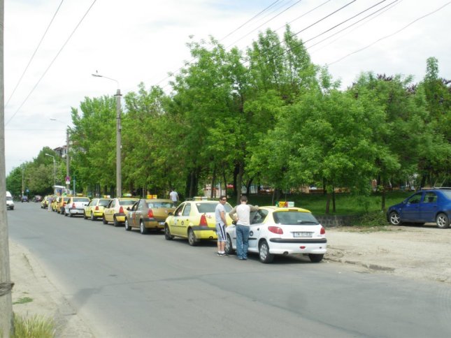Statie taxi - Bulevardul Sudului