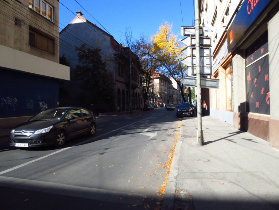 Strada Paris