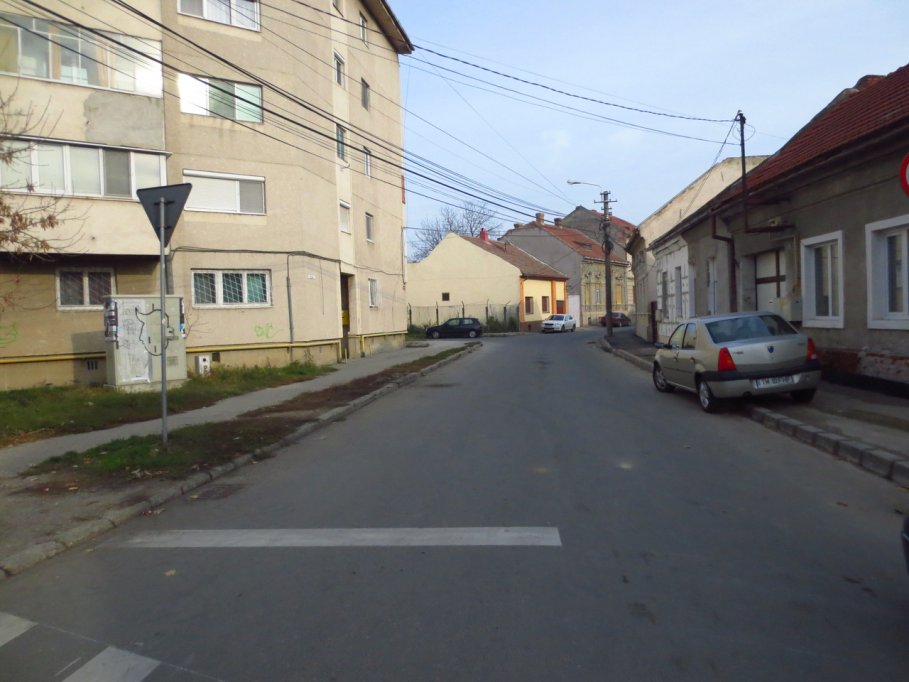Strada Lunei