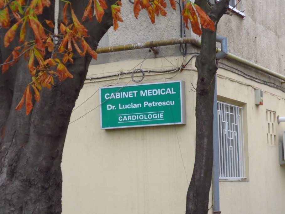 C. M. Dr. Lucian Petrescu