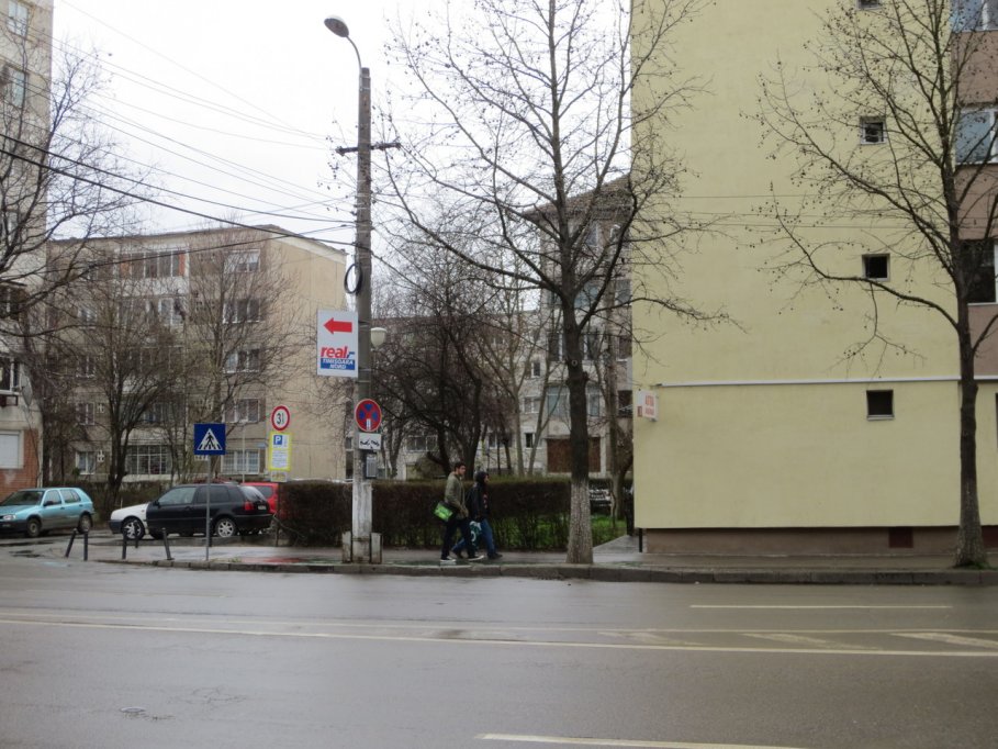 Statie RATT - Calea Circumvalatiunii colt cu str. Burebista