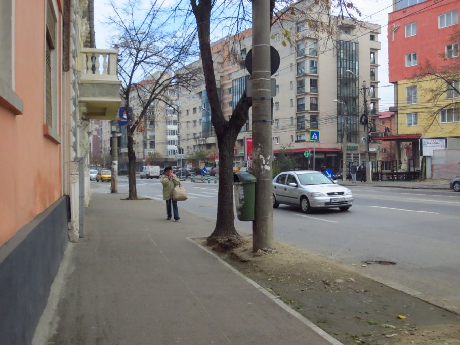 Statie RATT - str. Simion Barnutiu colt cu str. Renasterii retur