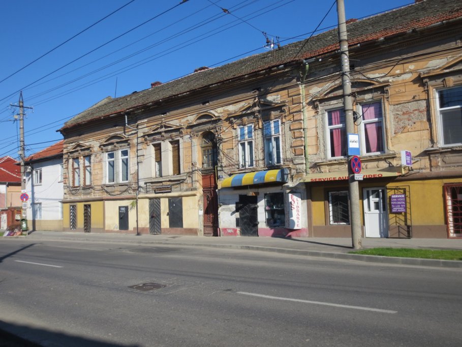 Statie RATT - str. Ciprian Porumbescu colt cu str. Corbului