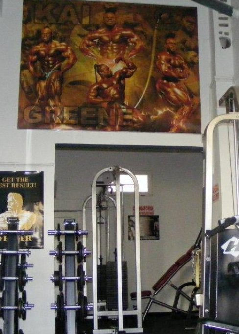Aparatura completa pentru sala FiTNESS si Bodybuilding