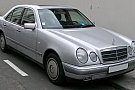 dezmembrez mercedes e-class