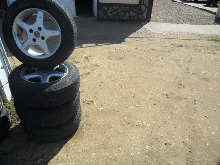 Jenti aluminiu pentru B 4 R 15