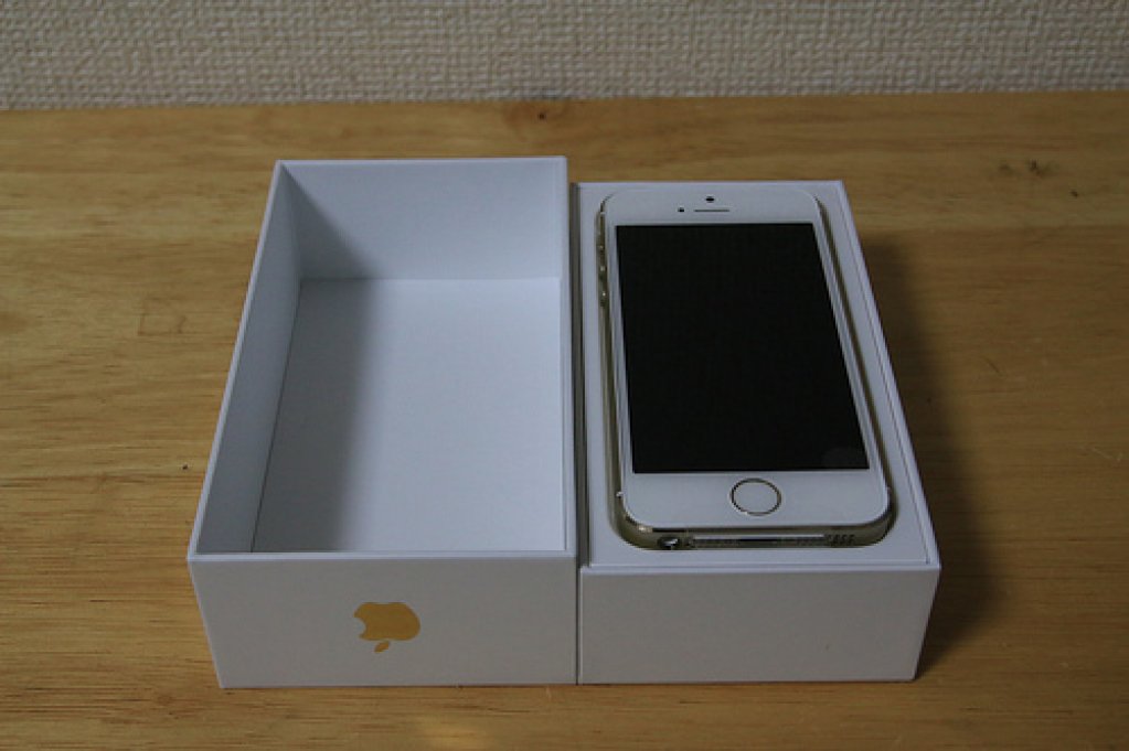cumpăra noul Apple iPhone 5s Unlocked