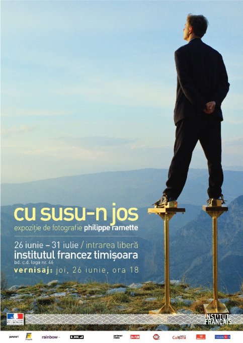 Cu susu-n jos - Expozitie de fotografie de Philippe Ramette