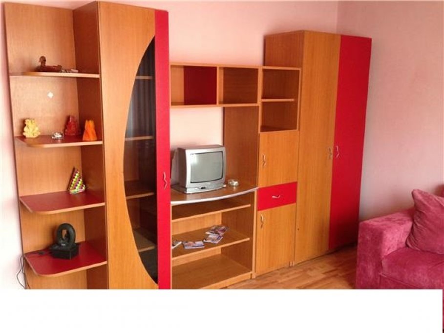 Inchiriez apartament 1 camera, decomandat, utilat, cetrala proprie, zona Girocului