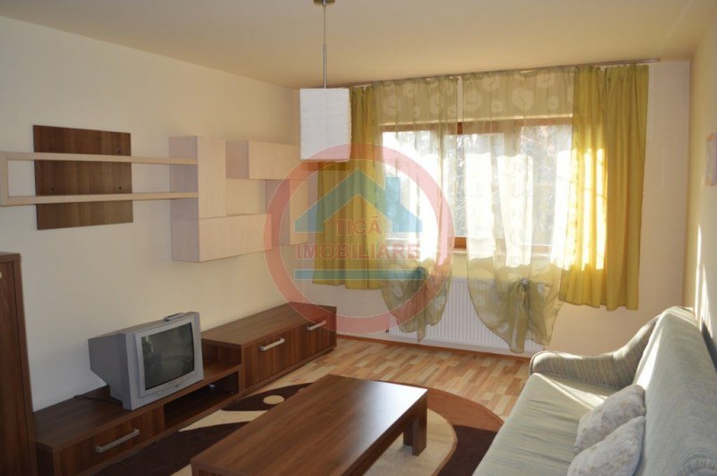 Apartament de inchiriat la vila in zona Lidia