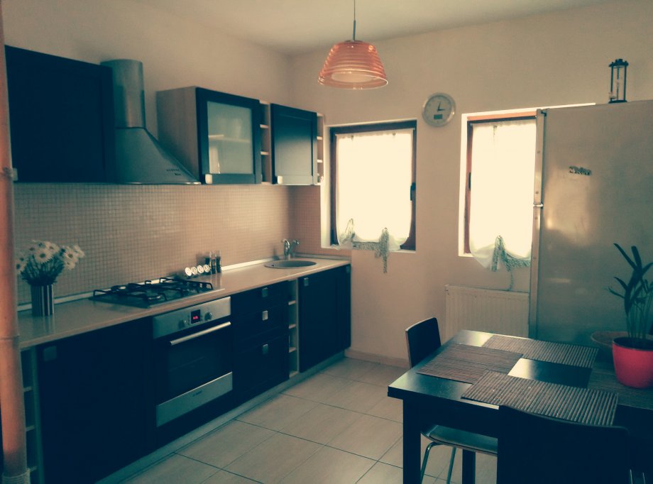 Inchiriez duplex in Dumbravita