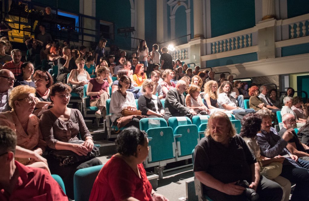Teatrul Maghiar de Stat "Csiky Gergely" lanseaza abonamentul stagiunii 2015/2016