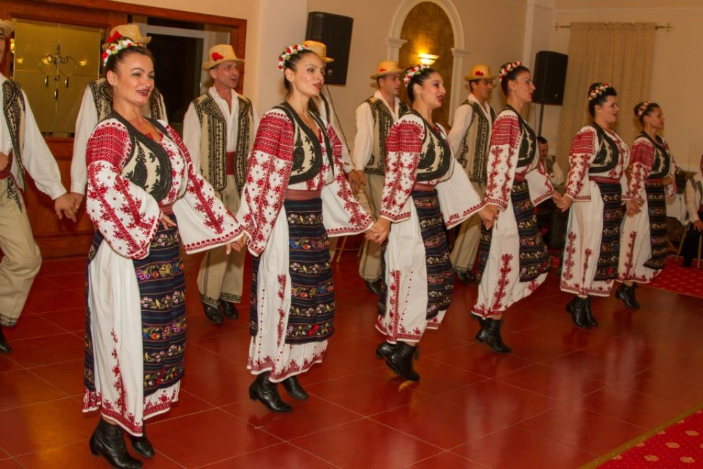 Balul Fiii Gorjului in Banat
