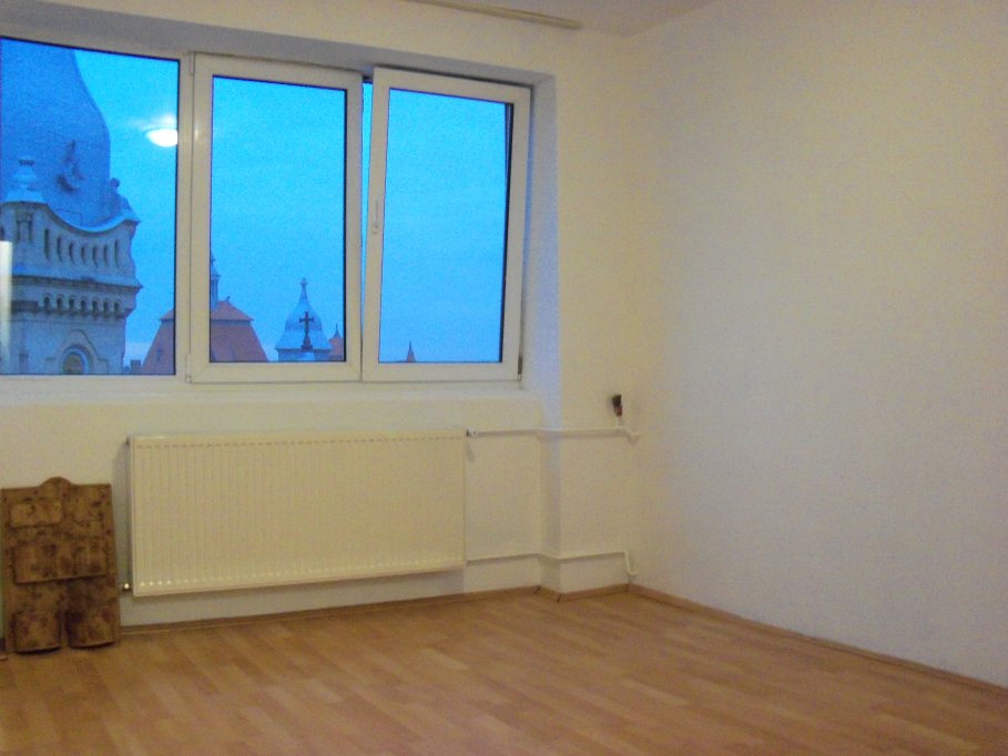 Vand apartament ultracentral Timisoara