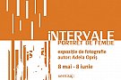 Expozitia "Intervale - portret de femeie" de Adela Opris