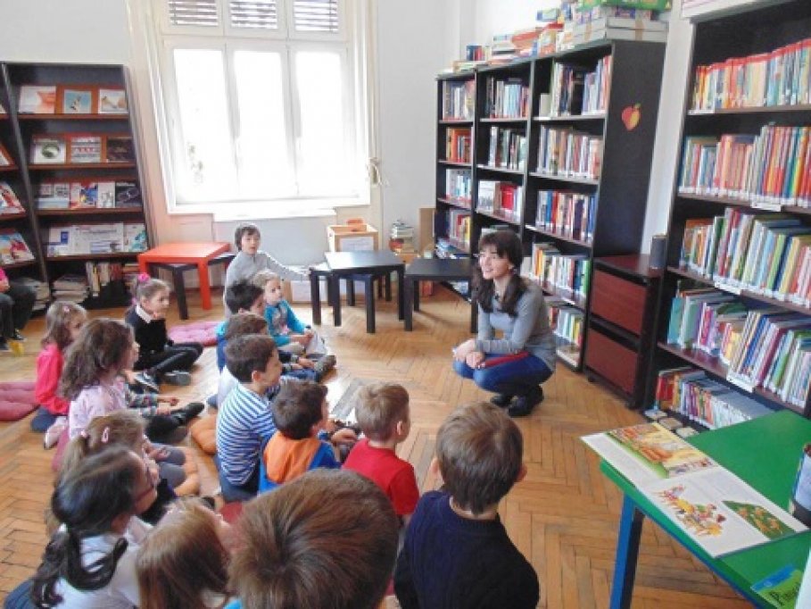 Povestirile ghiozdanului – program pentru copii