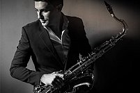 Concert extraordinar in Club 30! Remus Novac!