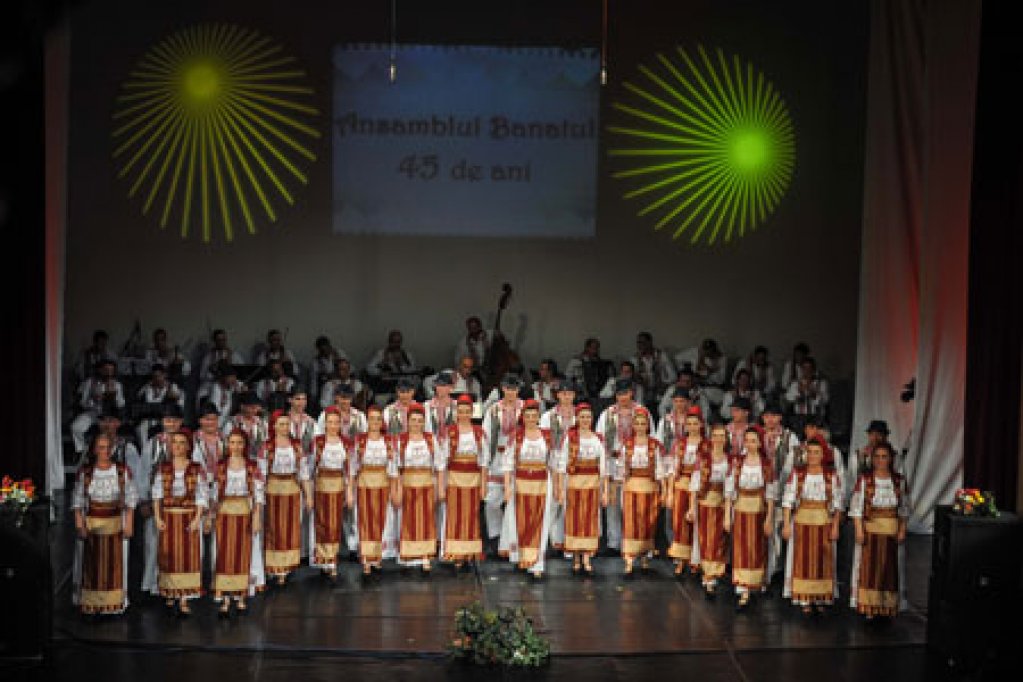 „Cantecele Romanilor”