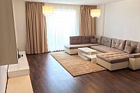 Proprietar, inchiriez ap de LUX cu 2 camere, cu loc de parcare subteran!!