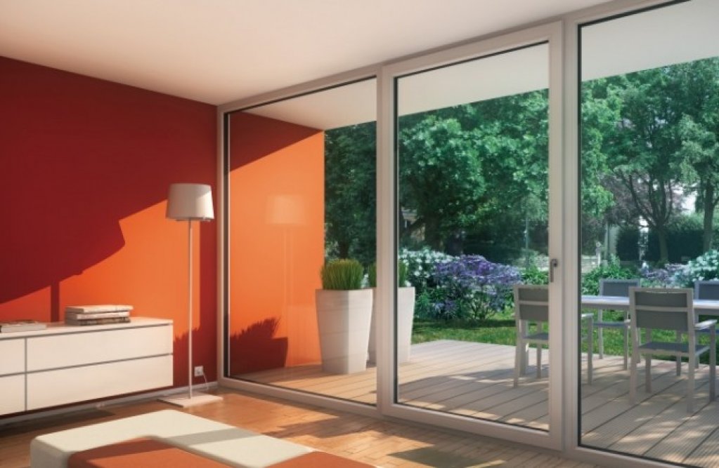 Firma de tamplarie PVC Rehau si Salamander in Calea Torontalului