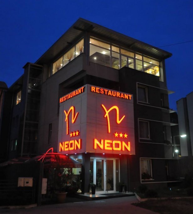 hotel neon timisoara