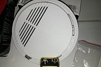 Vand detector de fum Wireless cu alarma 85dB inclusa
