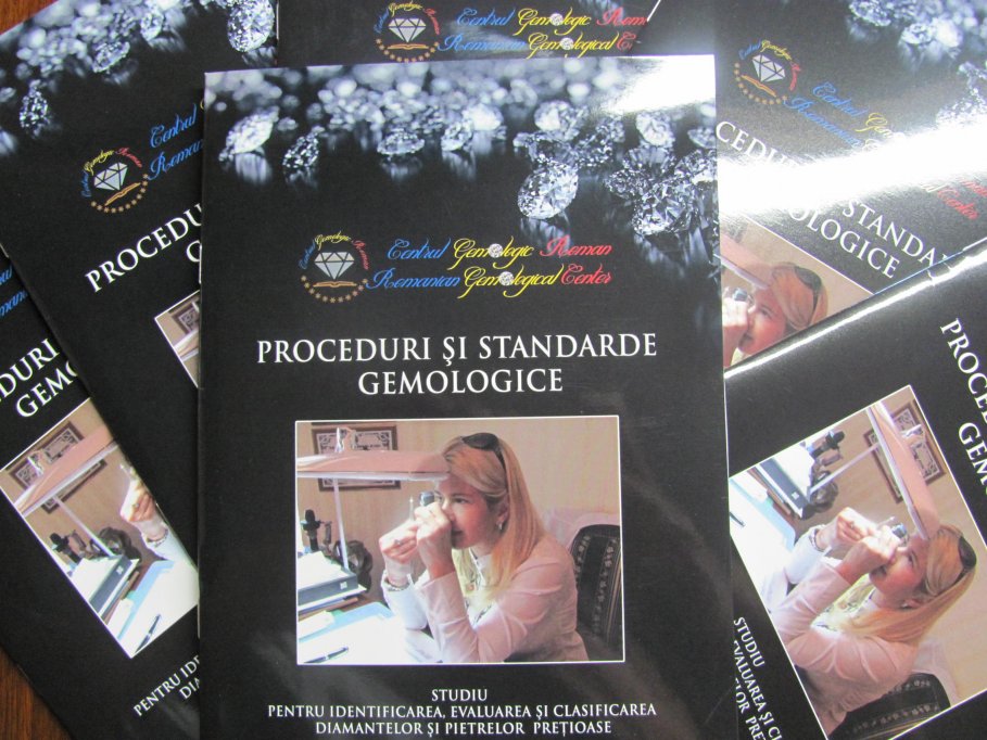 Proceduri și standarde gemologice