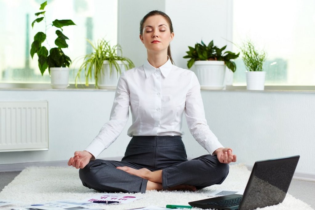 6 metode pentru a scăpa de stres și a te relaxa la muncă – Ce trebuie să faci?