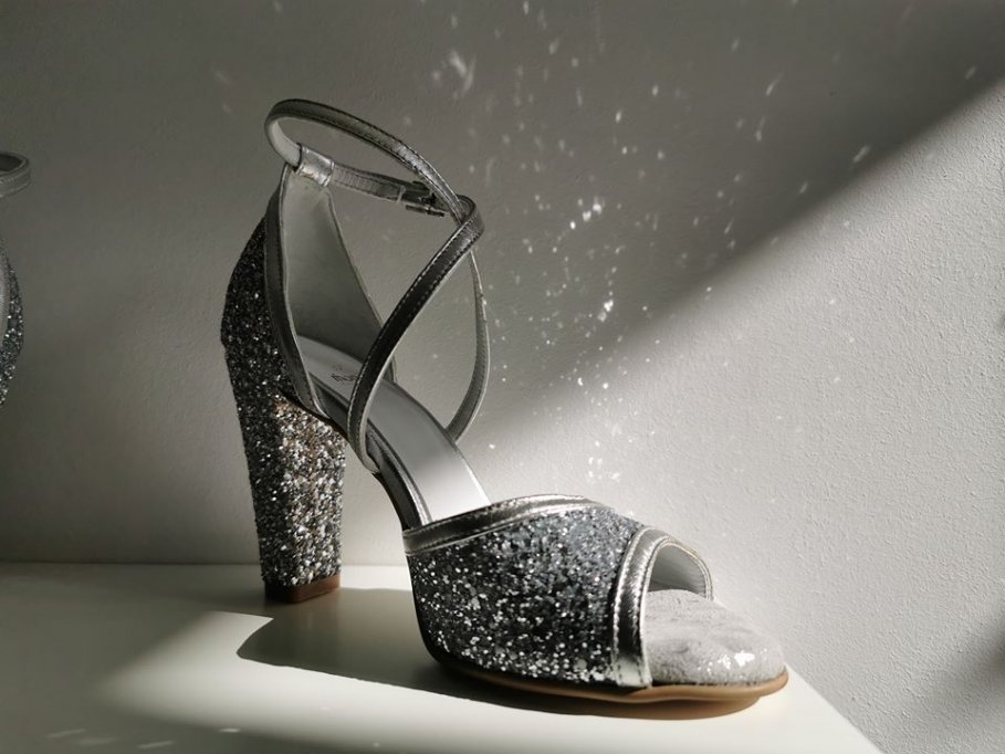 Mono Shoes