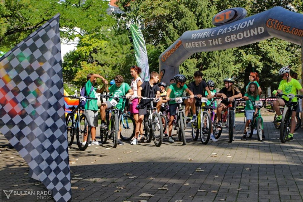 Biciclistii Iscusiti