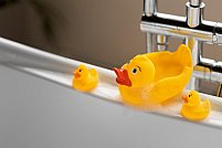 Sfaturi practice care te vor ajuta să scapi de umiditatea din baie