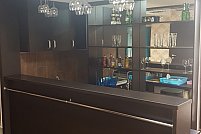vand mobilier bar , evenimente