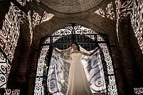 Fotograf nunta Bucuresti - Alege ce ti se potriveste: nunta, botez, aniversare, corporate, baluri, artisti, locatii, vacante si beauty.