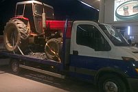 Tractari auto. Transport utilaje.